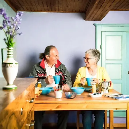 Alojamento de Acomodação e Pequeno-almoço Casa Quaroni Anzino