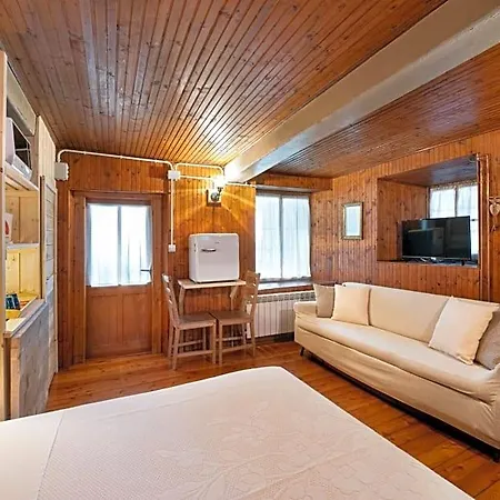Casa Quaroni 3* Anzino