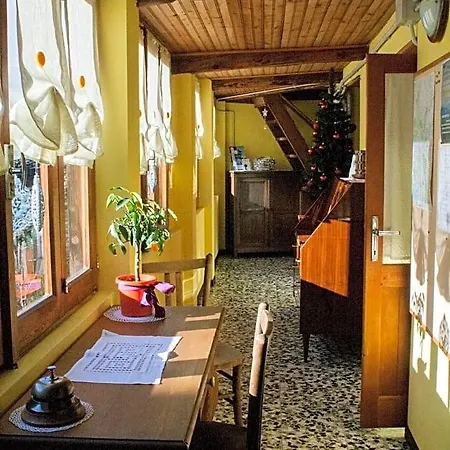 Casa Quaroni 3*